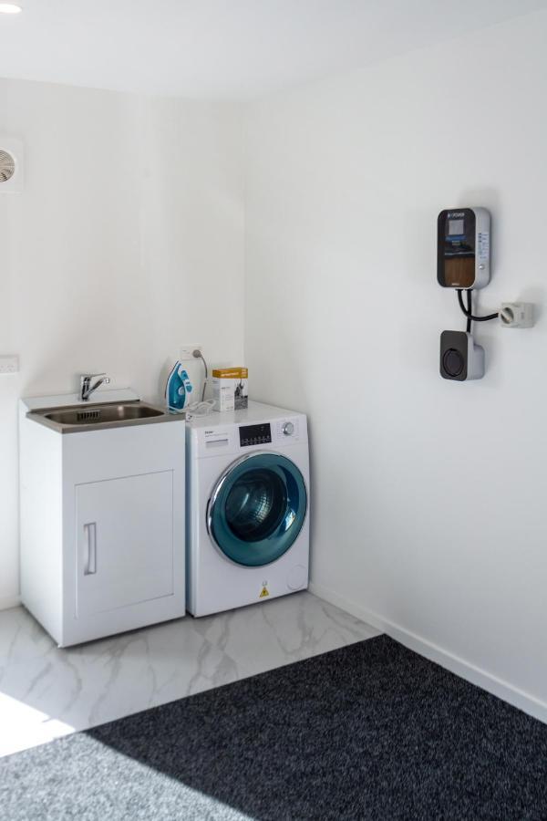 Riccarton 2 Bed 1 Bath W/Garage Apartment Christchurch Luaran gambar