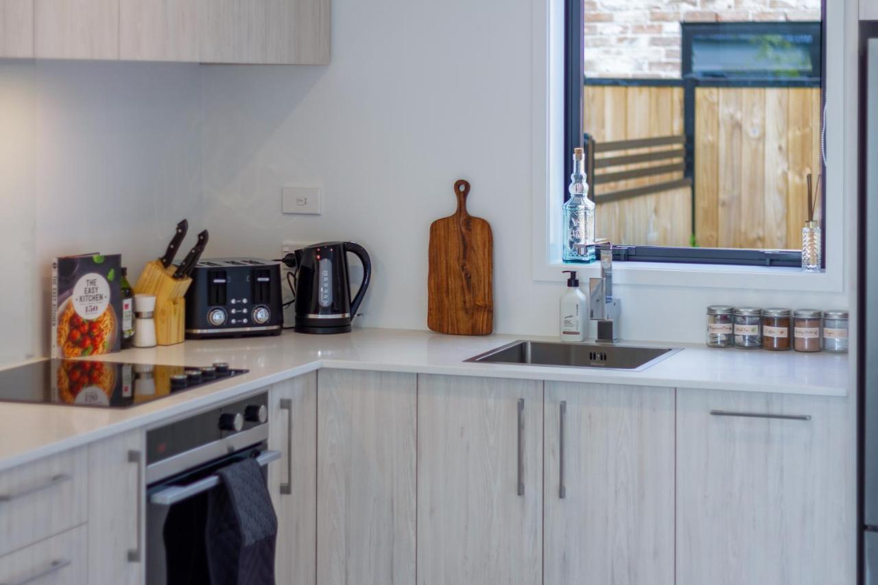 Riccarton 2 Bed 1 Bath W/Garage Apartment Christchurch Luaran gambar